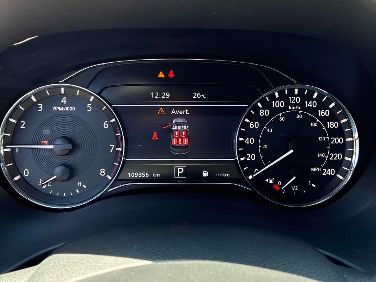 Infiniti QX80 * LUXE 7 Passenger * CARFAX * ���� �� �� | Mobile.bg � ����������� 8