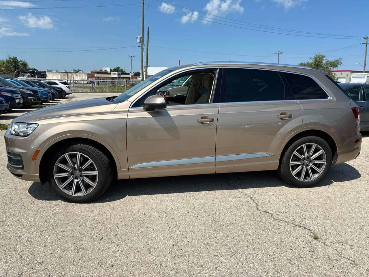 Audi Q7 TECHNIK| DIS| 360| BOSE| ОБДУХ| НА ВЪЗДУХ| , снимка 2 - Автомобили и джипове - 55728061
