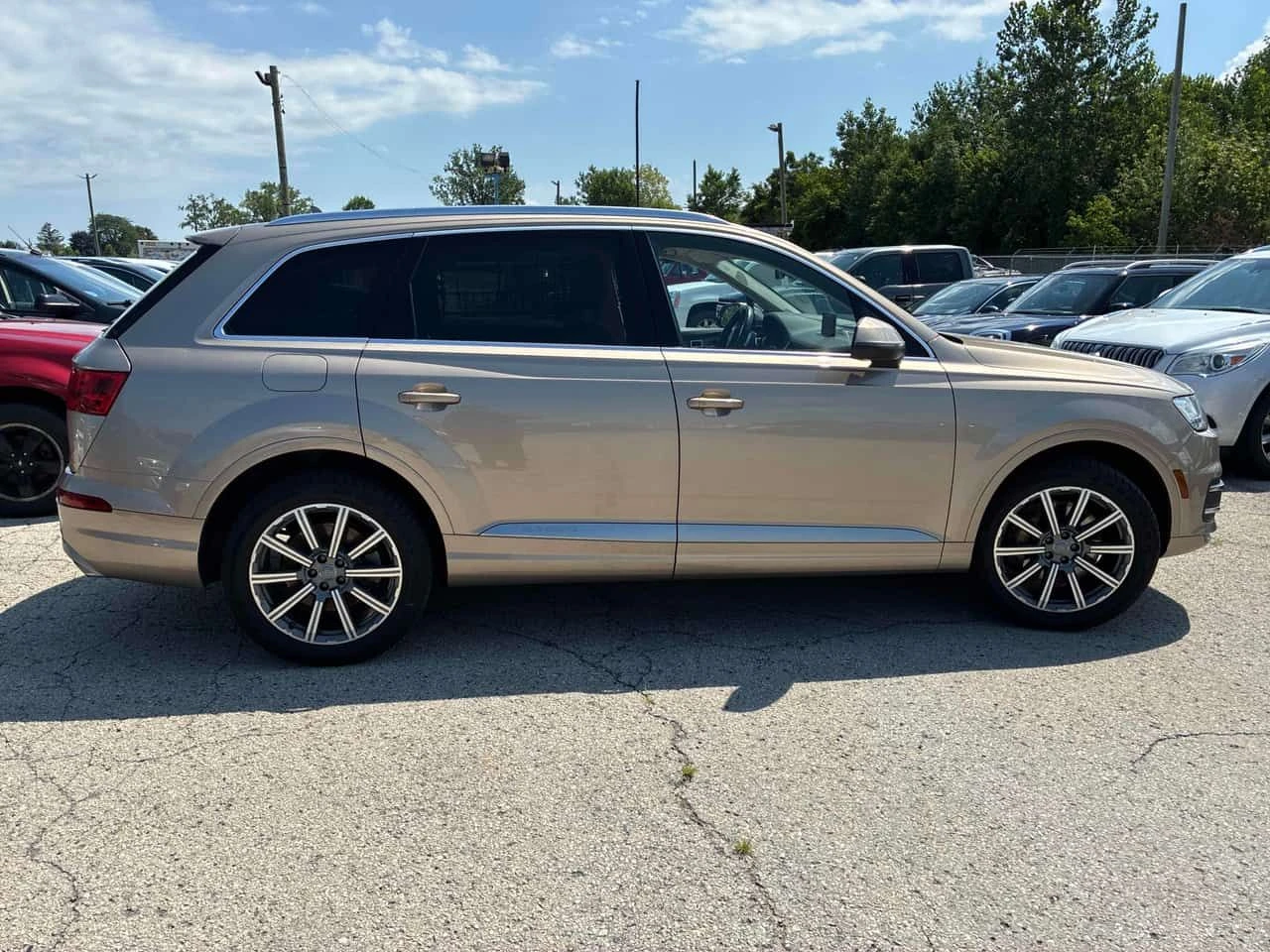 Audi Q7 TECHNIK| DIS| 360| BOSE| ОБДУХ| НА ВЪЗДУХ| , снимка 3 - Автомобили и джипове - 55728061