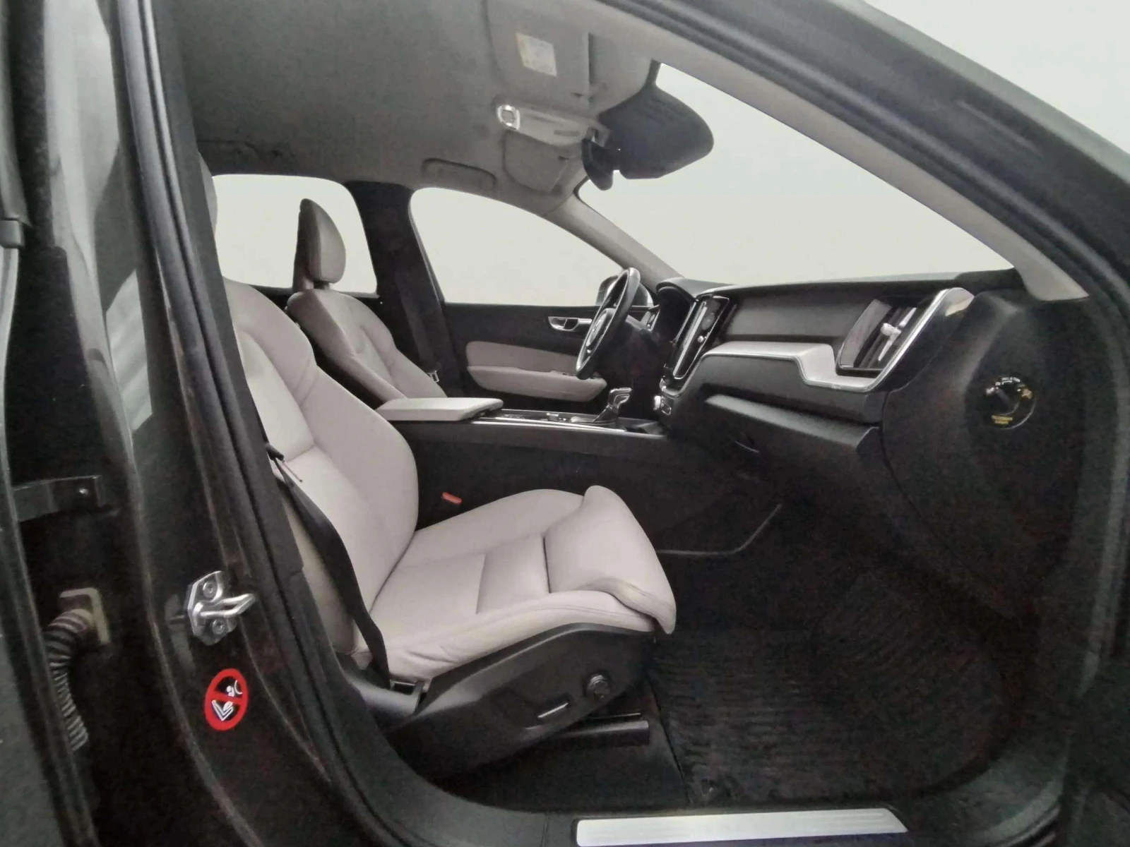 Volvo XC60 2.0 D5 | Mobile.bg � ����������� 9