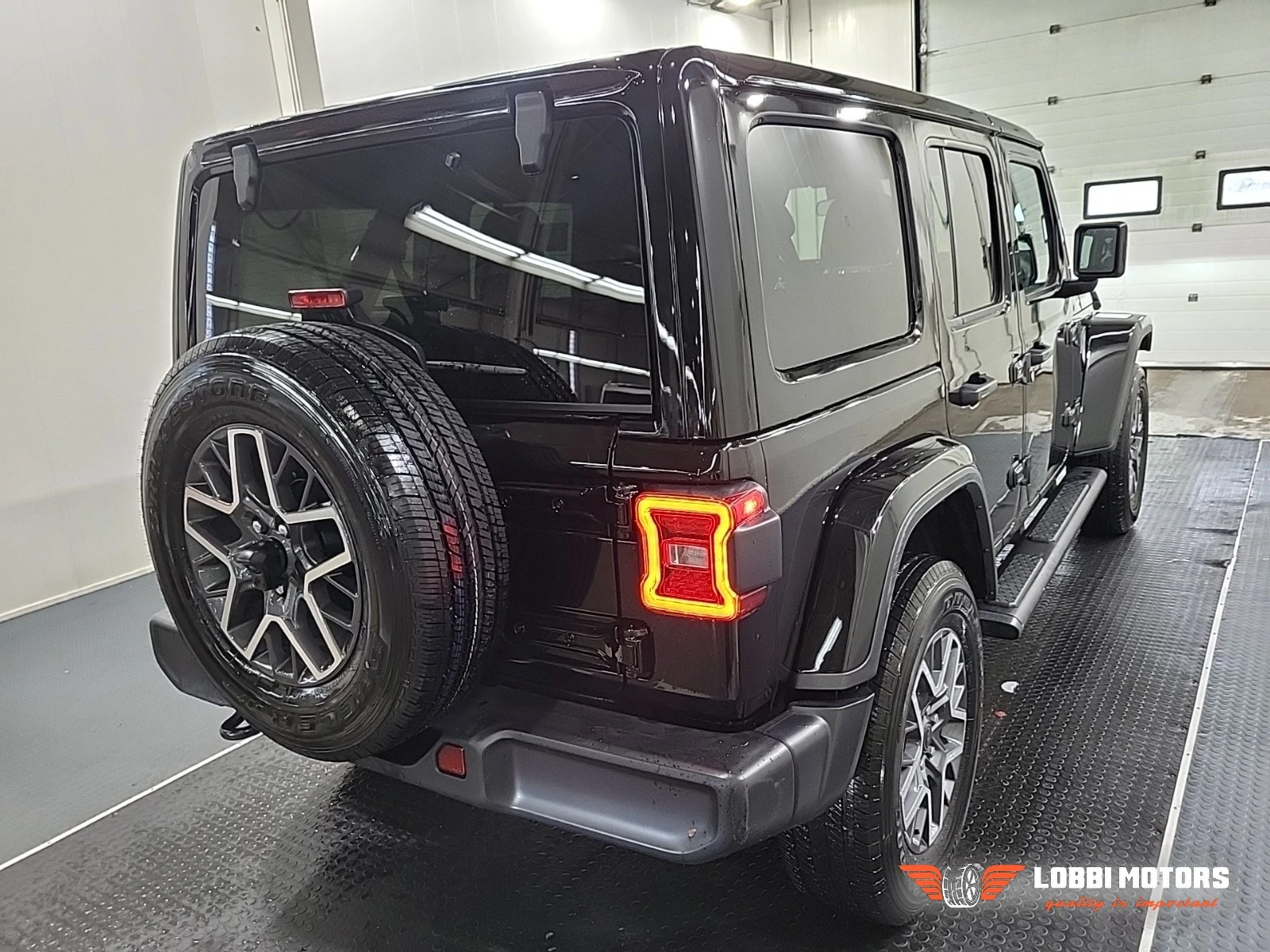 Jeep Wrangler, снимка 3 - Автомобили и джипове - 55928715
