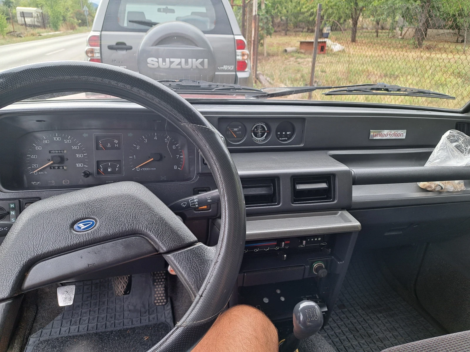 Daihatsu Feroza, снимка 11 - Автомобили и джипове - 56011949