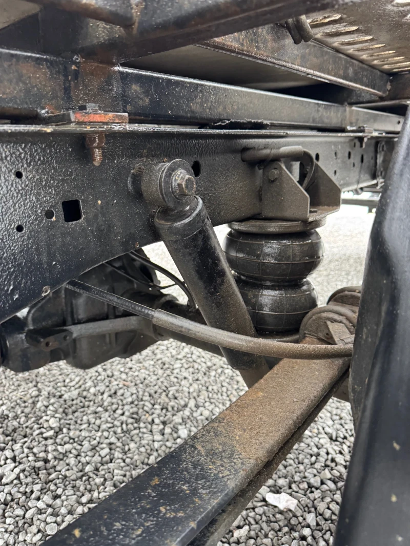 Ford Transit 2.4 125hp СПЕЦИАЛЕН-БЕЗ ТОЧКА РЪЖДА, снимка 10 - Камиони - 52887802