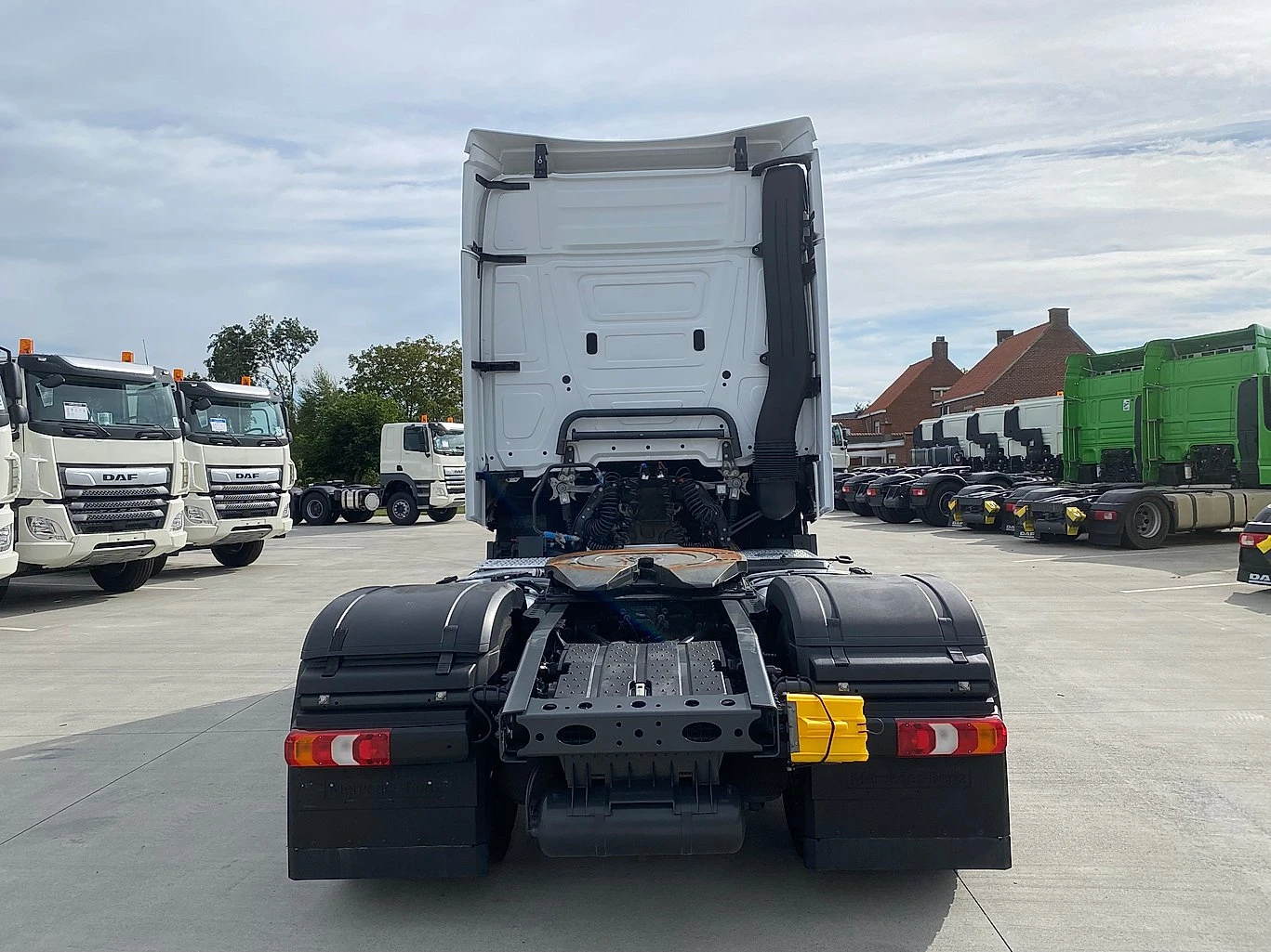 Mercedes-Benz Actros 1845 - изображение 6