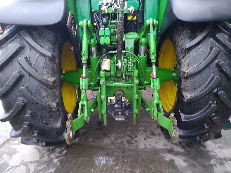 Трактор John Deere 6820 PQuad, снимка 8 - Селскостопанска техника - 49594225