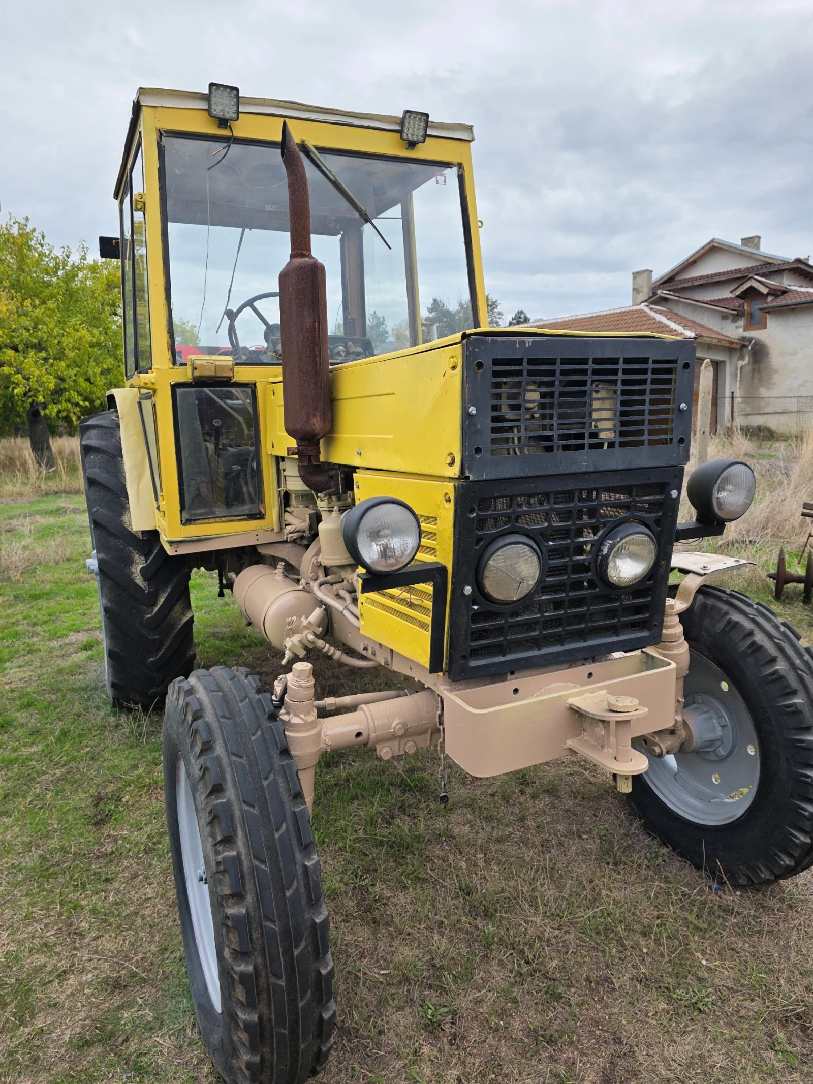 Трактор Болгар Bolgar tk 80, снимка 1