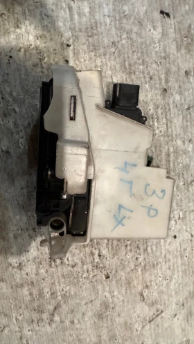 Брава за врата на VW Golf 4 2004