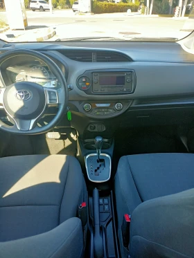 Toyota Yaris 1.5 VVT-i Hybrid e-CVT, снимка 9