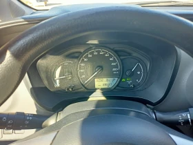 Toyota Yaris 1.5 VVT-i Hybrid e-CVT, снимка 10