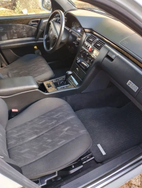Mercedes-Benz E 280 4 ! ! | Mobile.bg    9