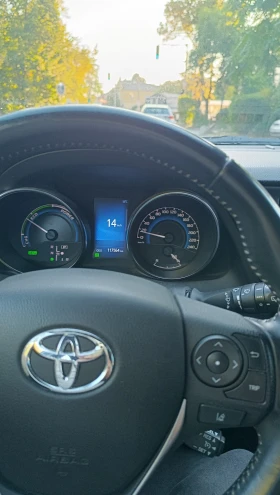 Toyota Auris Хибрид - 33000 лв. / 16872.63 € - 99787084 4