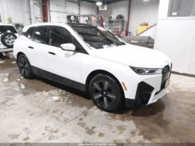 ������ BMW iX