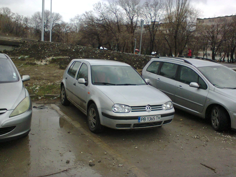 VW Golf 4    КЛИМАТИК , снимка 15 - Автомобили и джипове - 49548654