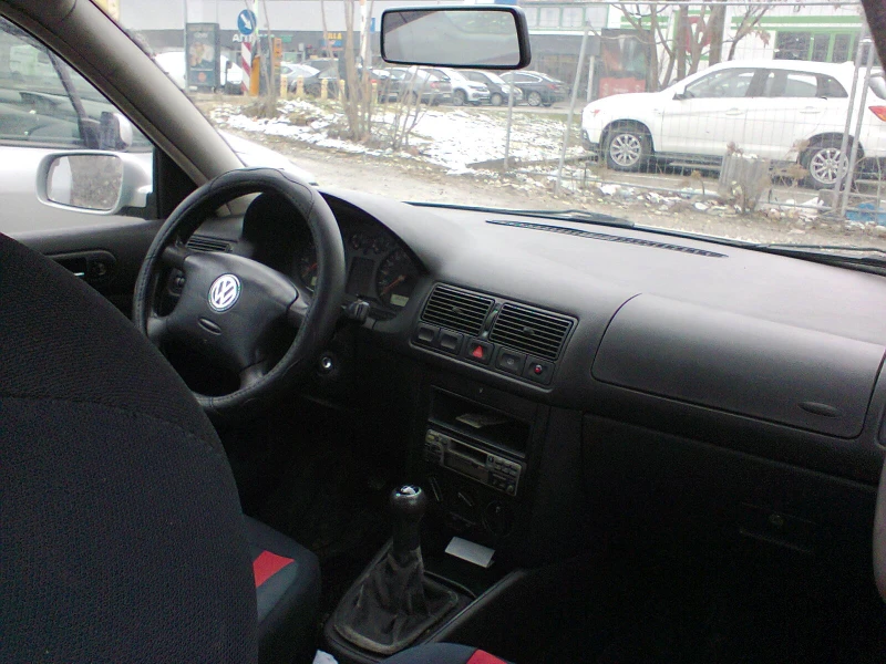 VW Golf 4    КЛИМАТИК , снимка 8 - Автомобили и джипове - 49548654