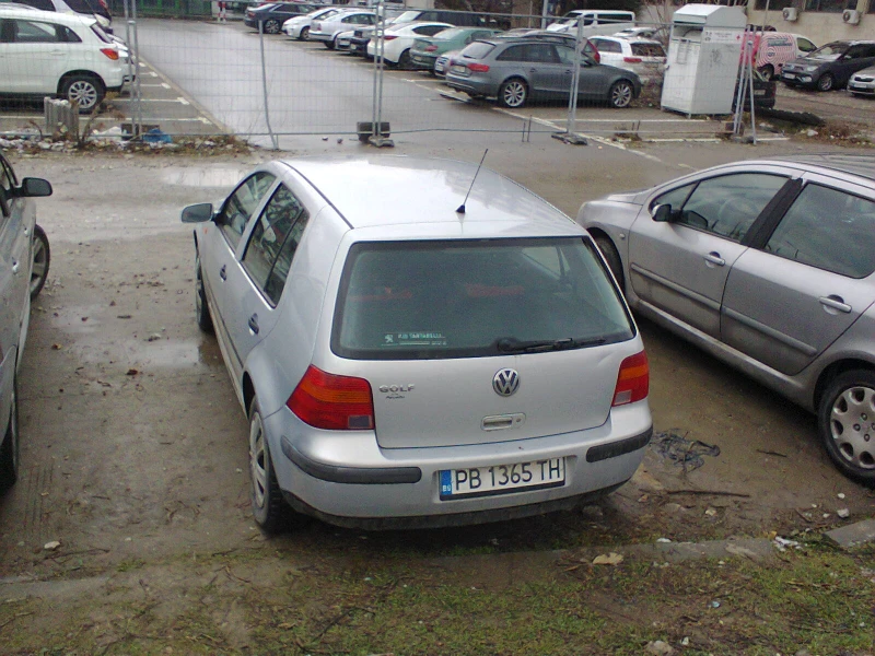 VW Golf 4    КЛИМАТИК , снимка 6 - Автомобили и джипове - 49548654