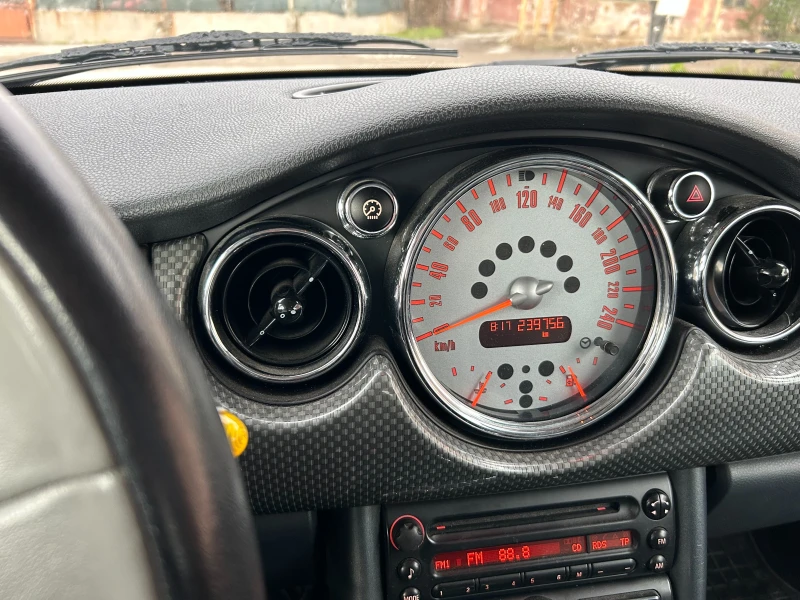 Mini One 1.6I, снимка 13 - Автомобили и джипове - 49749142