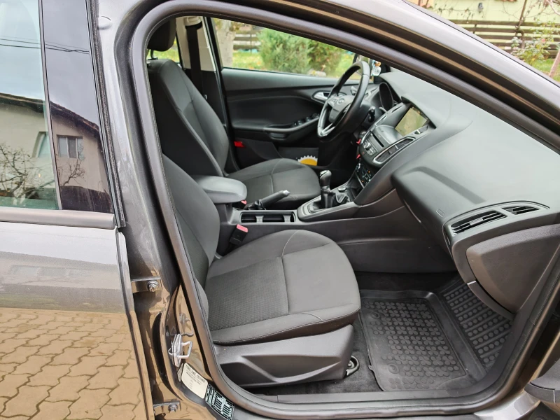 Ford Focus = 1.6= -ГАЗОВА УРЕДБА, снимка 9 - Автомобили и джипове - 52482370