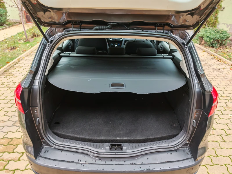 Ford Focus = 1.6= -ГАЗОВА УРЕДБА, снимка 16 - Автомобили и джипове - 52482370