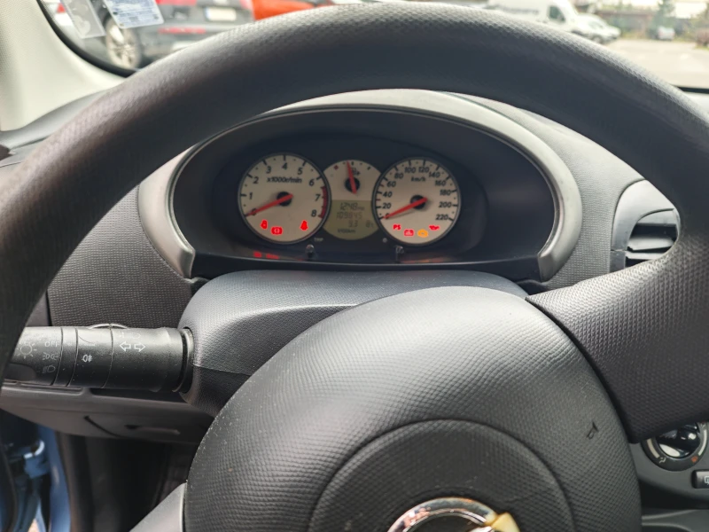 Nissan Micra, снимка 12 - Автомобили и джипове - 53405389