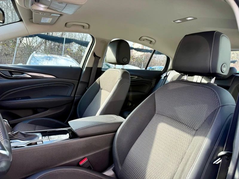 Opel Insignia Turbo🇨🇭, снимка 13 - Автомобили и джипове - 53505363