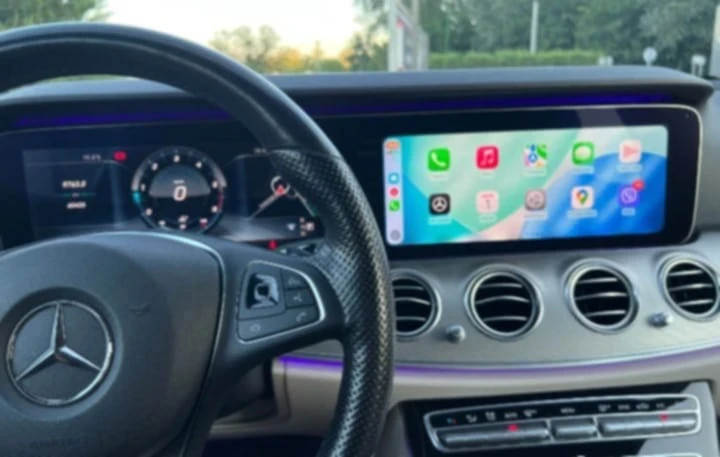 Mercedes-Benz E 220 Амг, снимка 6 - Автомобили и джипове - 53202978