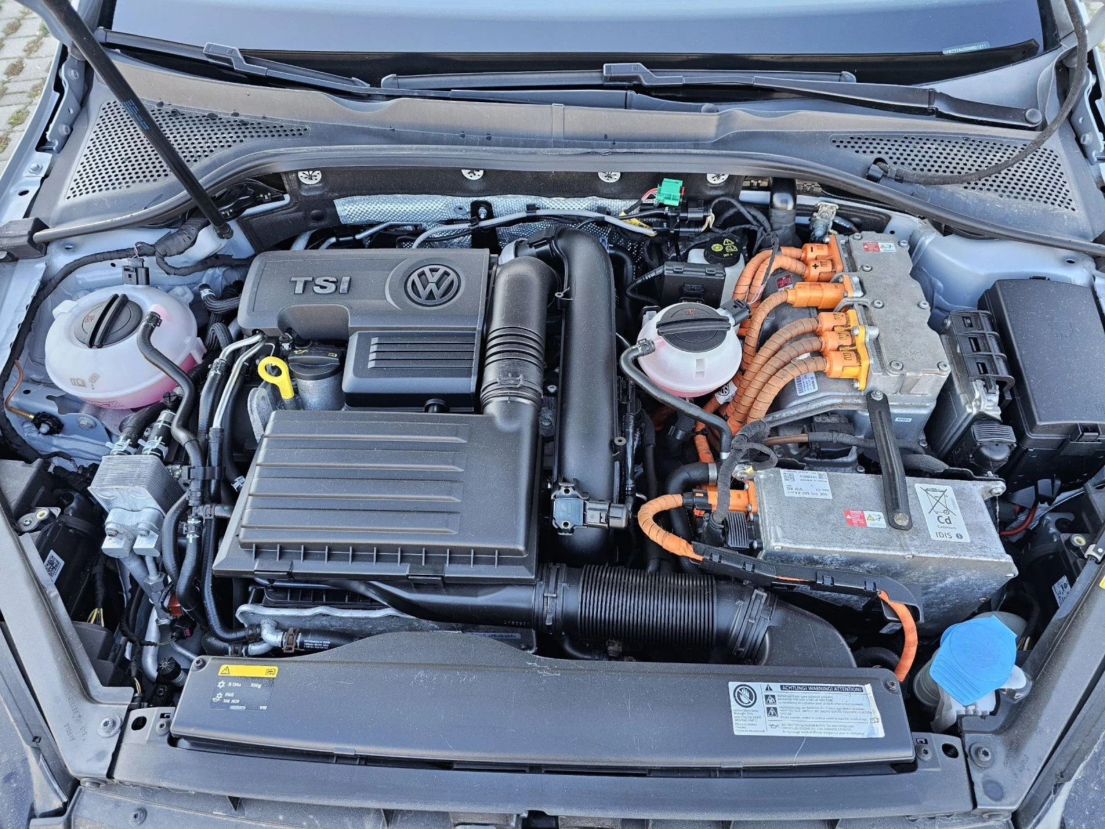 VW Golf 1.4GTE PLUG IN HIBRID DISTRONIK KAMERA | Mobile.bg   14