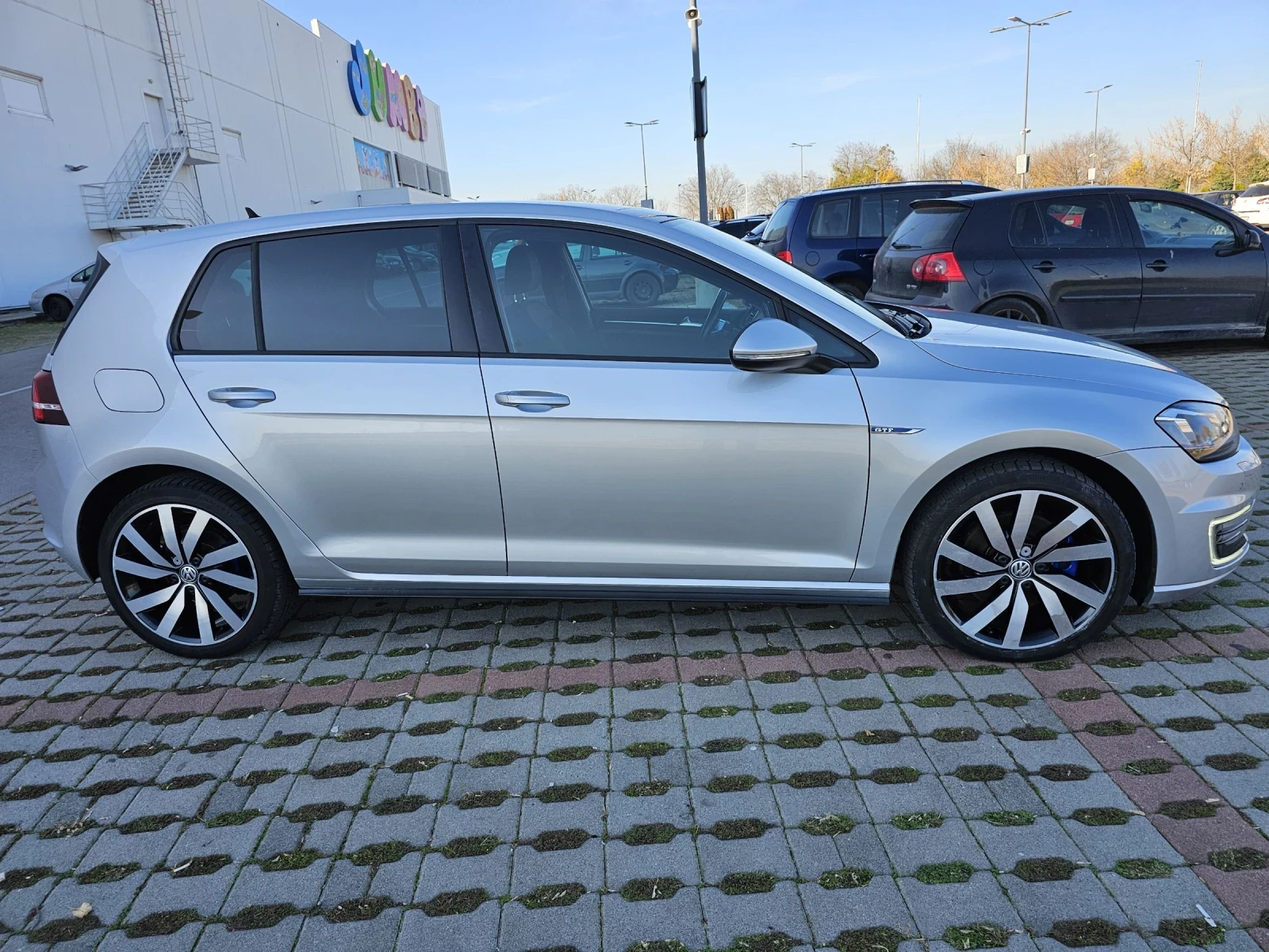 VW Golf 1.4GTE PLUG IN HIBRID DISTRONIK KAMERA - изображение 4