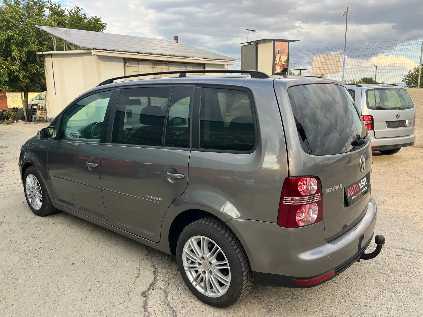 VW Touran 1.9TDI  - изображение 4