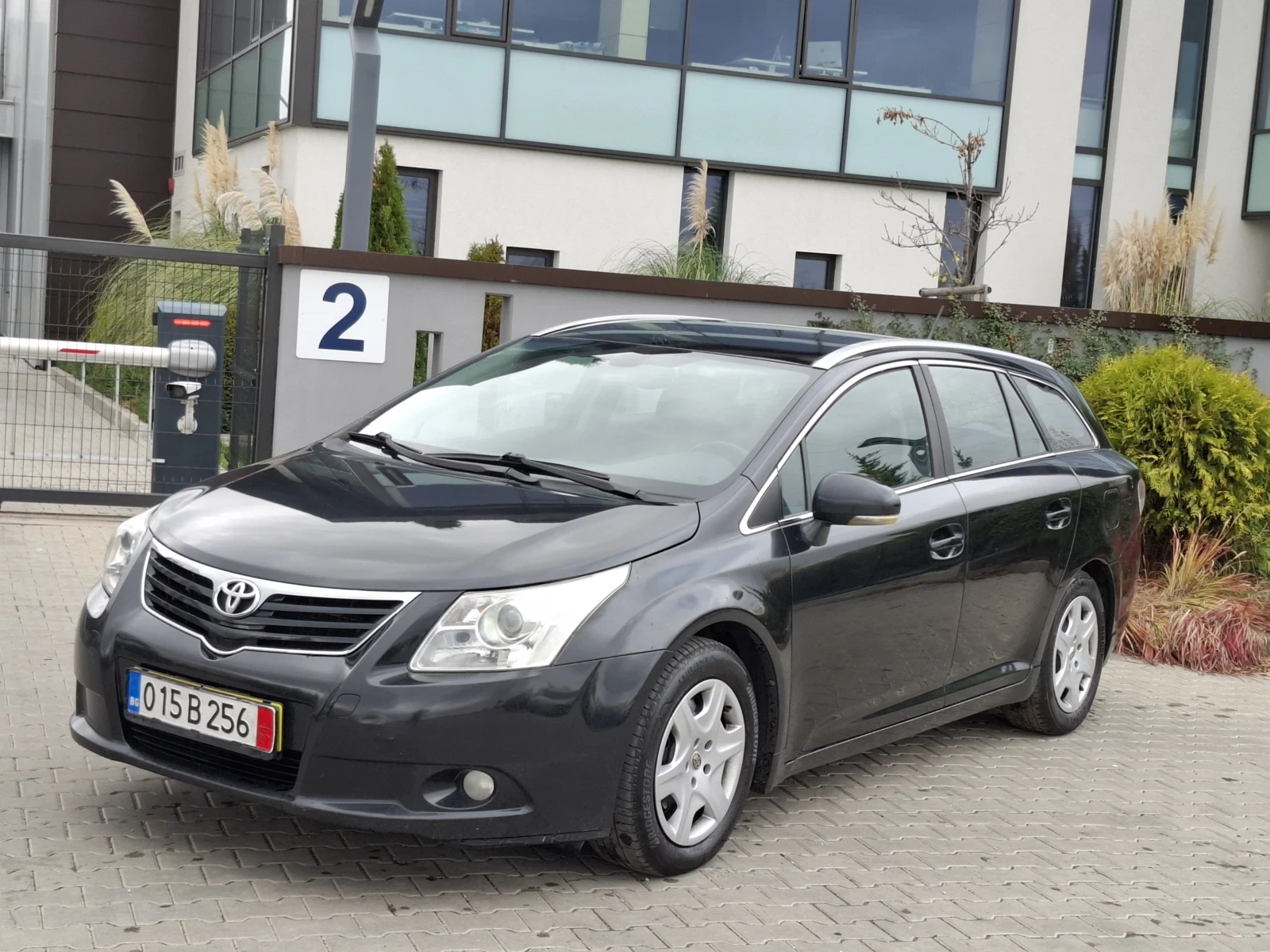 Toyota Avensis 2.0D4D* (126)* * EURO -5* * * HOB *  | Mobile.bg   10