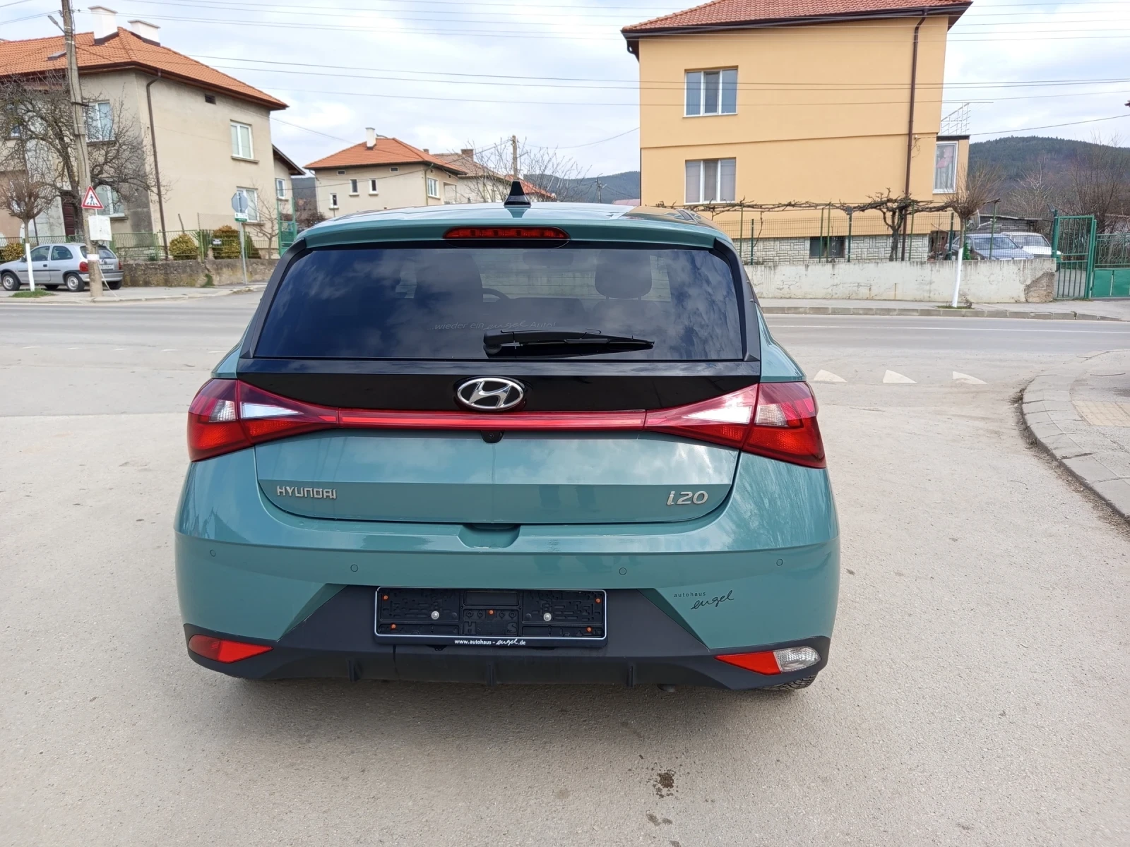 Hyundai I20, снимка 3 - Автомобили и джипове - 53924590