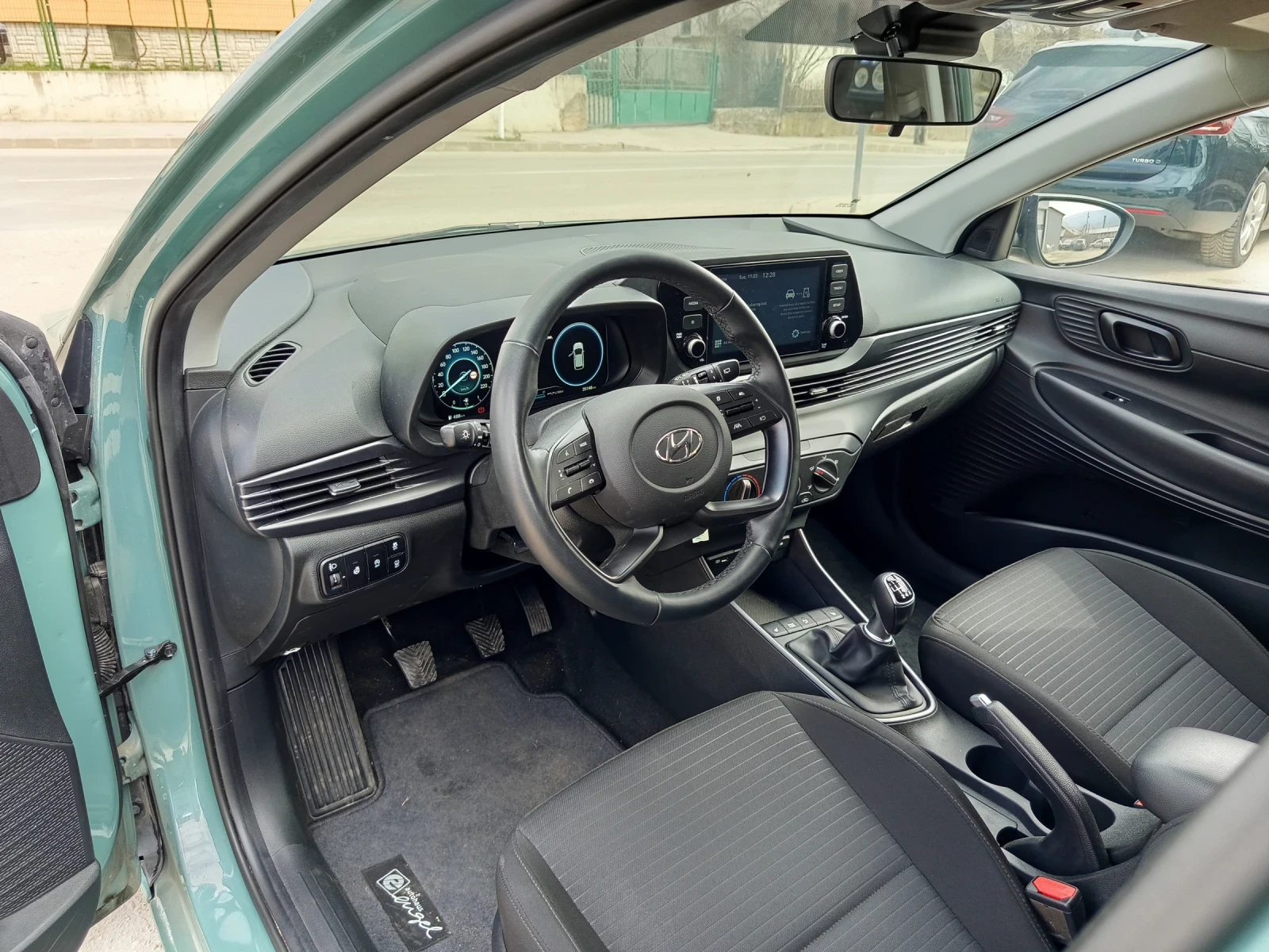 Hyundai I20, снимка 6 - Автомобили и джипове - 53924590
