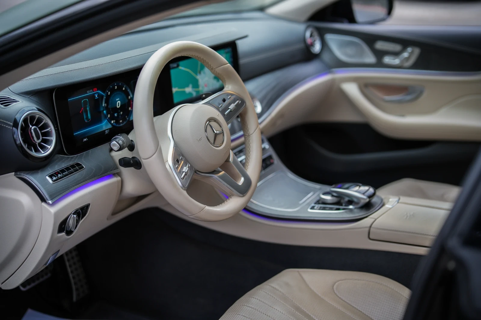 Mercedes-Benz CLS 400, снимка 9 - Автомобили и джипове - 53966634