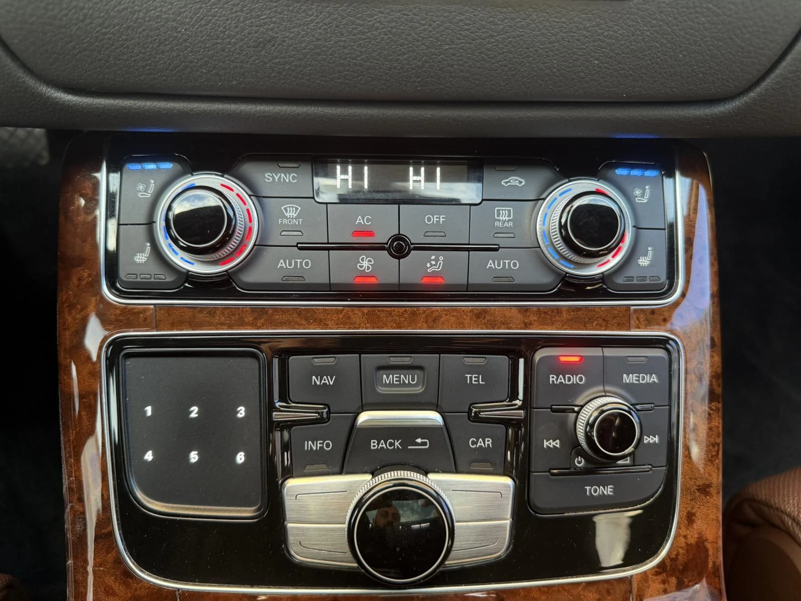 Audi A8 4.2V8* BOSE* FULL* масаж, снимка 13 - Автомобили и джипове - 53991266