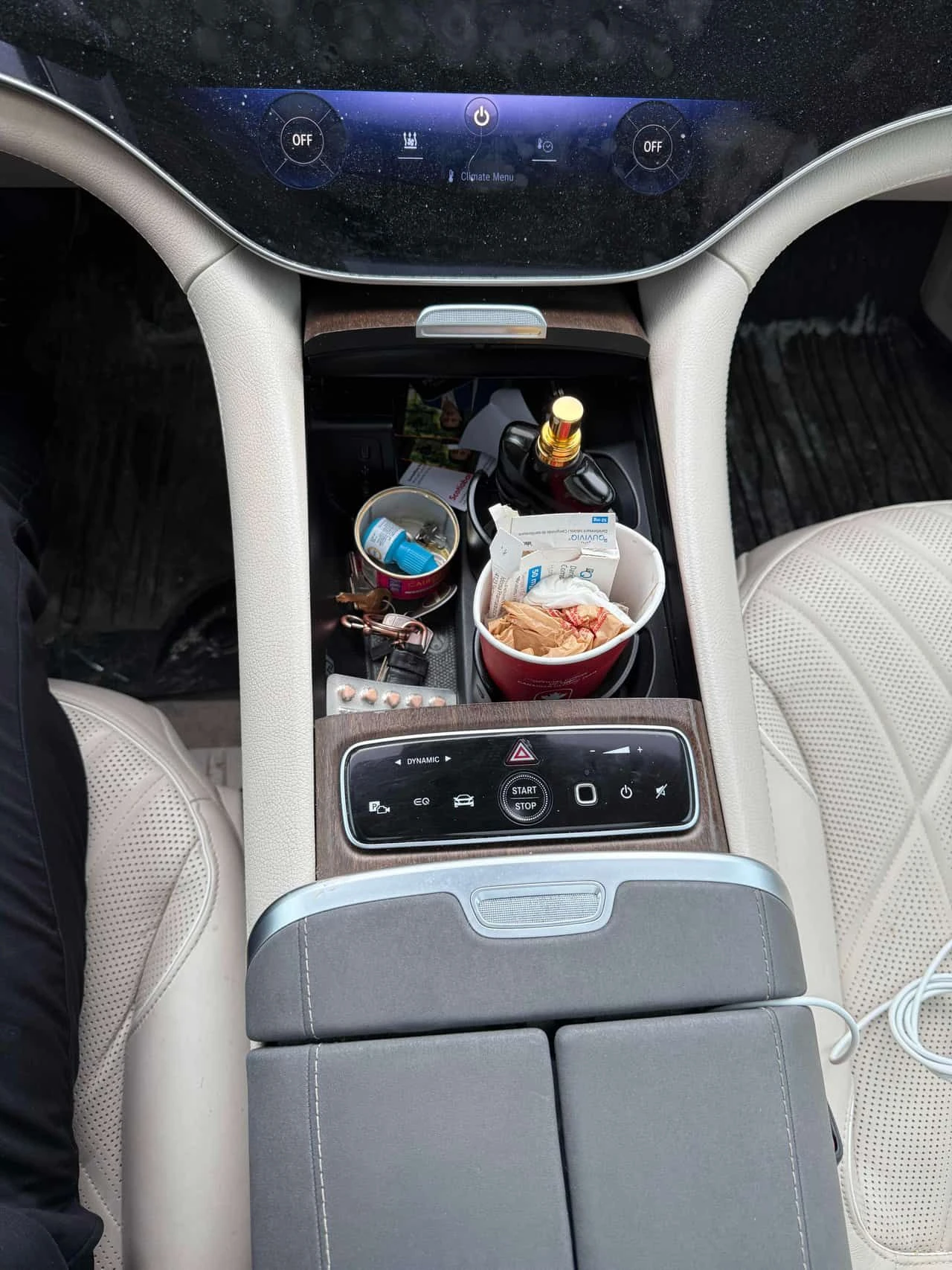 Mercedes-Benz EQS 580 * МАСАЖИ* ДИСТРОНИК* 360 КАМЕРА* , снимка 12 - Автомобили и джипове - 54152004