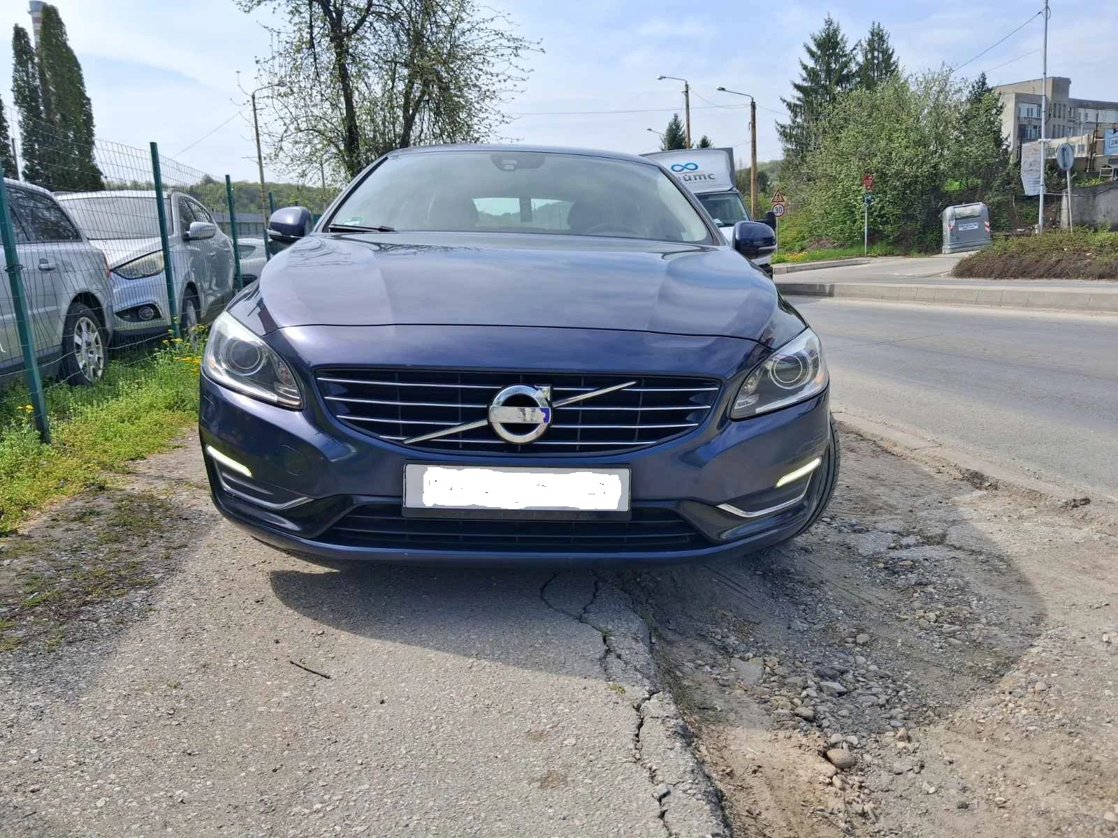 Volvo V60 2.4 D5 Plug-in, снимка 16 - Автомобили и джипове - 54214679
