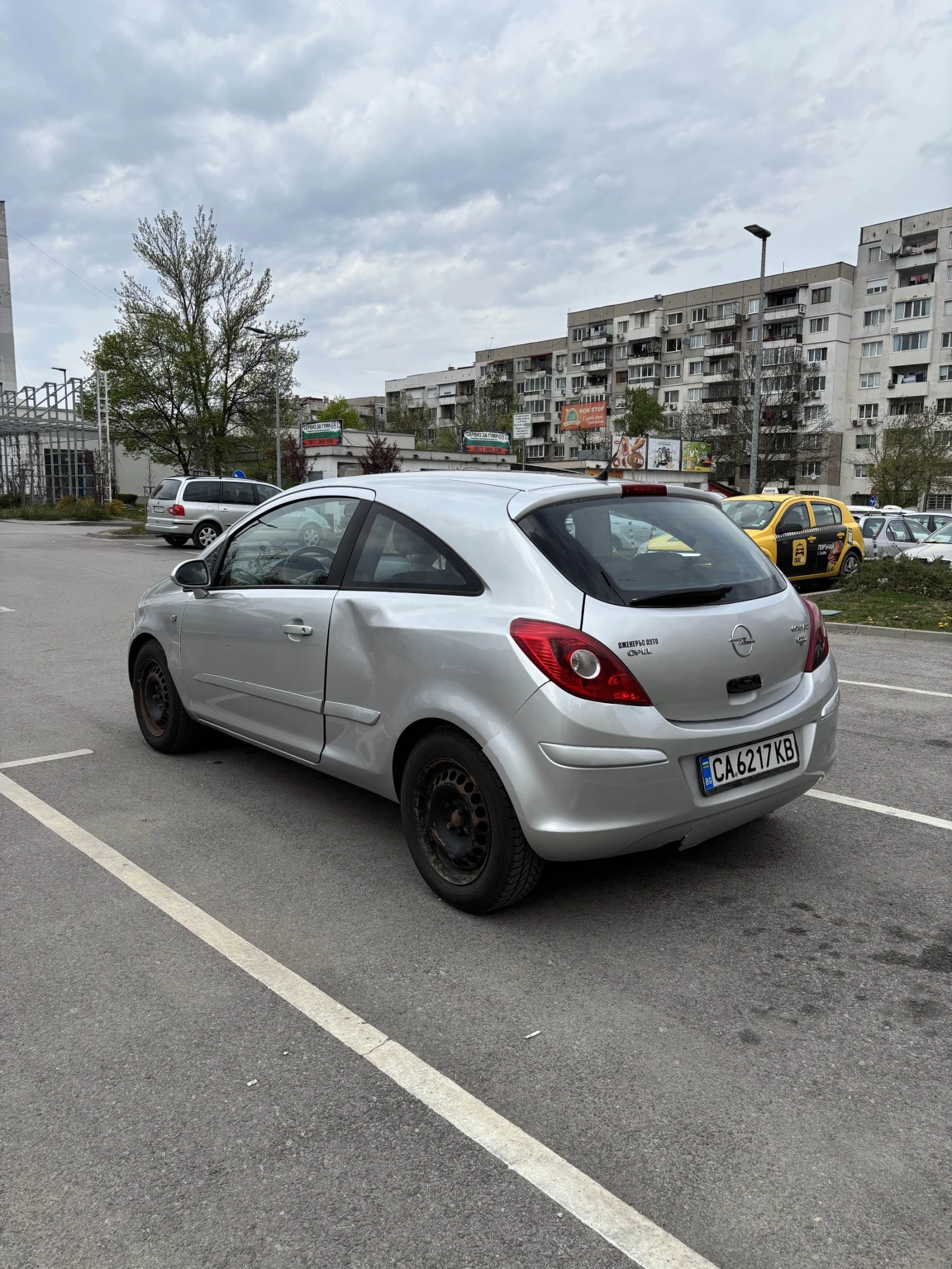 Opel Corsa, снимка 4 - Автомобили и джипове - 54259126