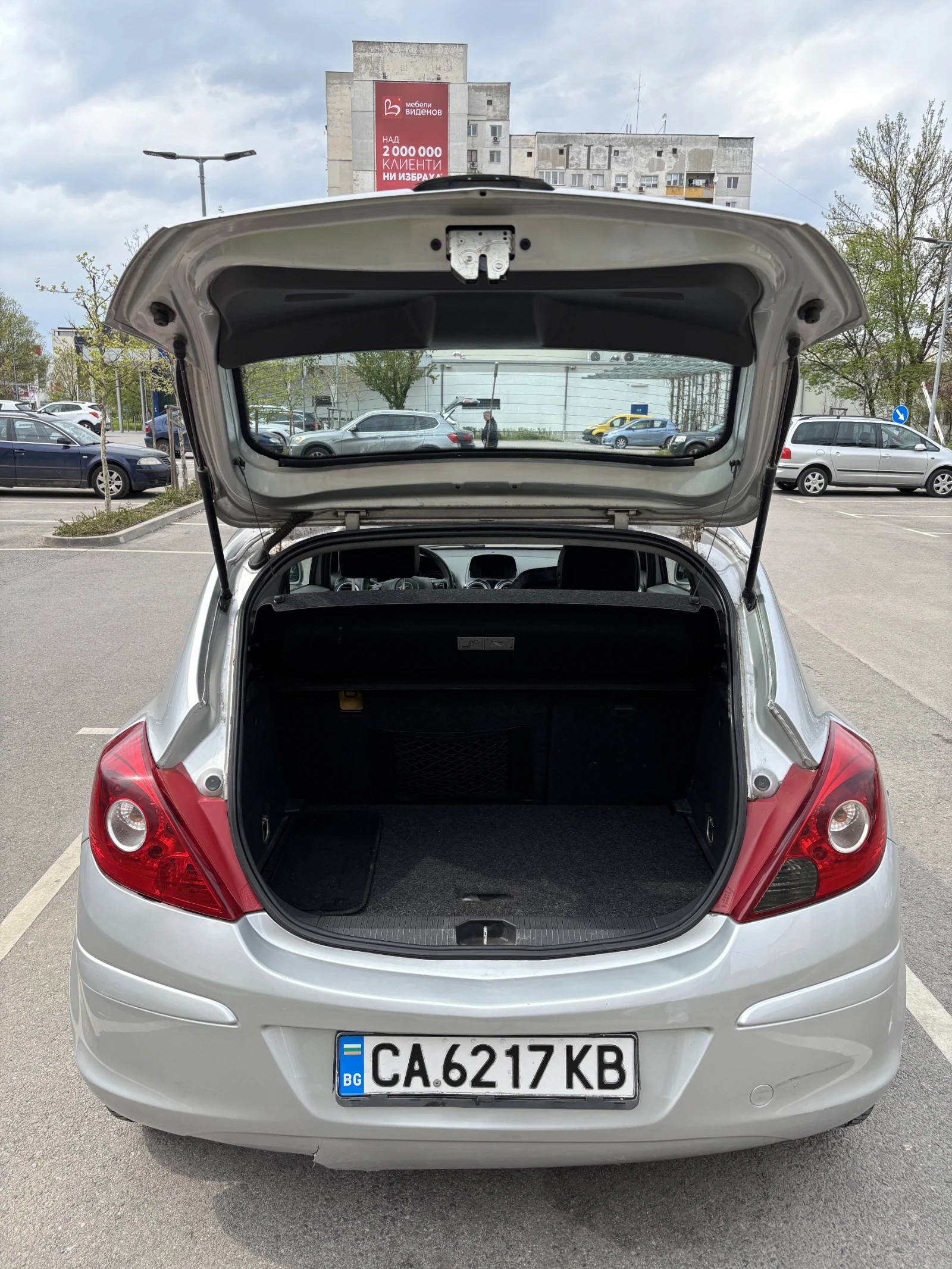 Opel Corsa, снимка 15 - Автомобили и джипове - 54259126