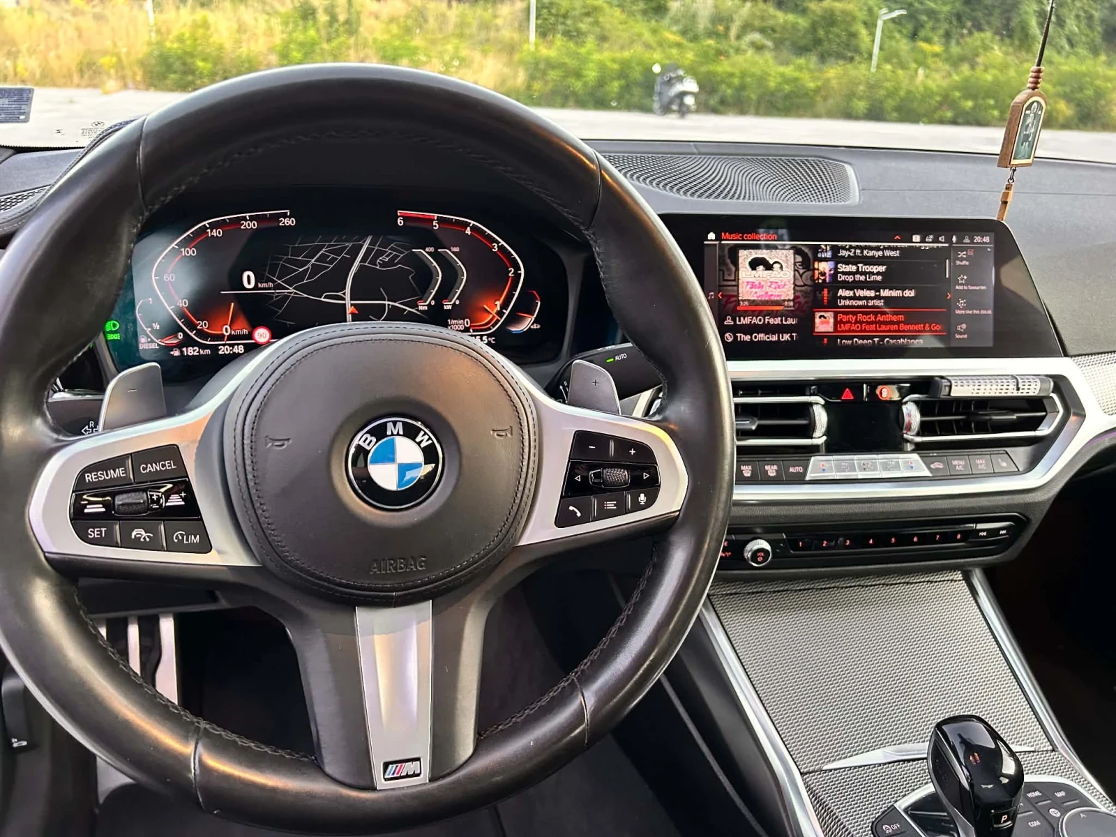 BMW 320 Топ състояние , снимка 11 - Автомобили и джипове - 55391831