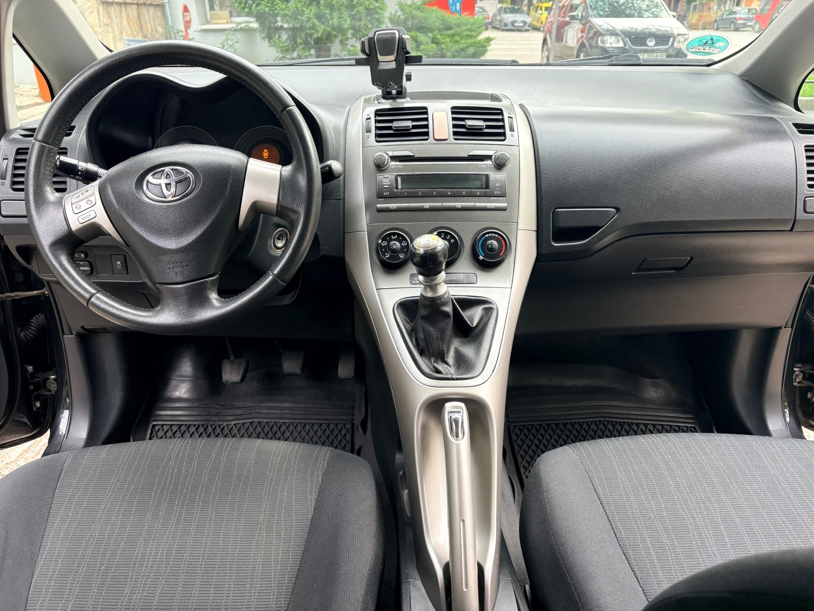 Toyota Auris 2.0 D4D 126 кс. 6 скорости, снимка 9 - Автомобили и джипове - 56172835