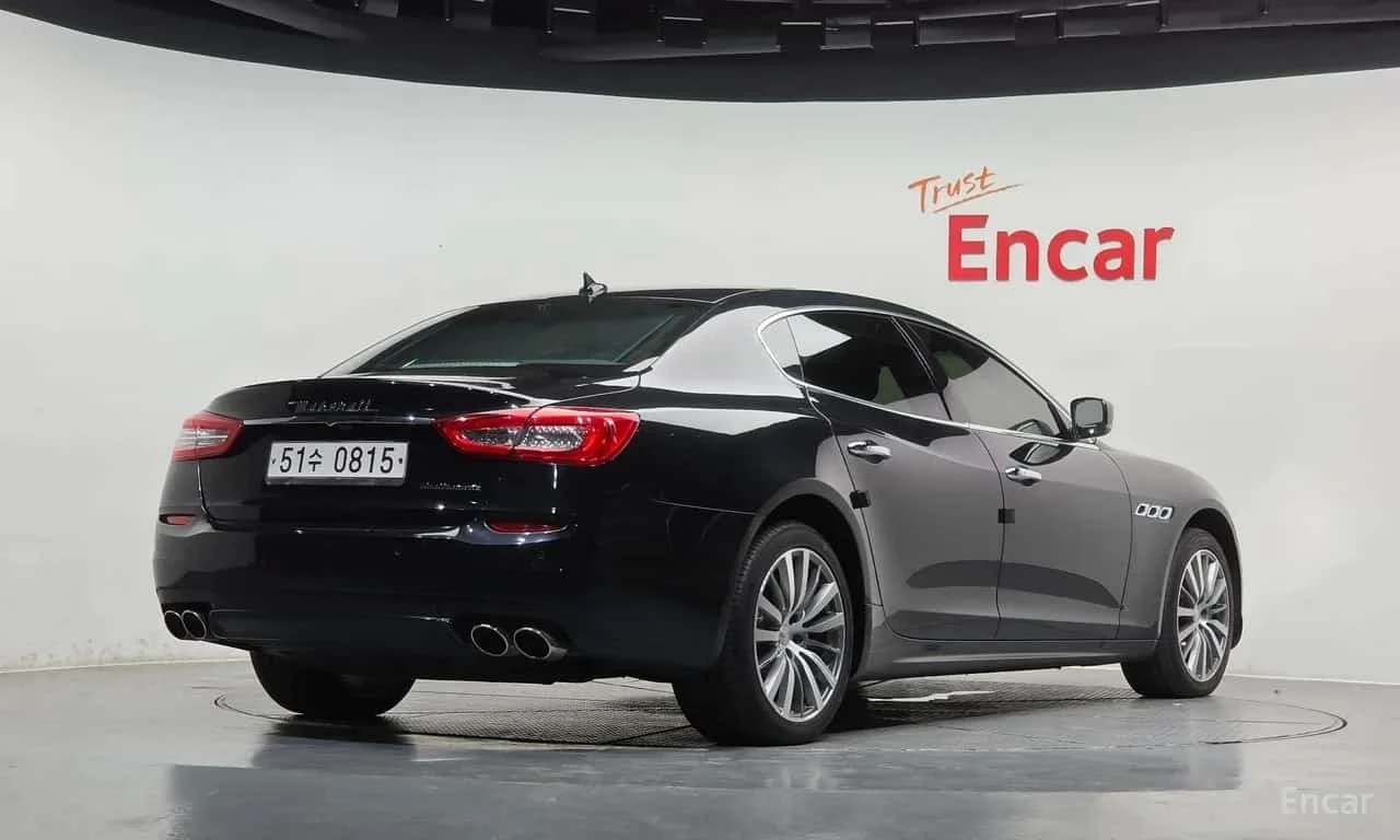 Maserati Quattroporte * 3.0 Diesel * Обдухване * Keyless * 90k km * , снимка 2 - Автомобили и джипове - 56232992