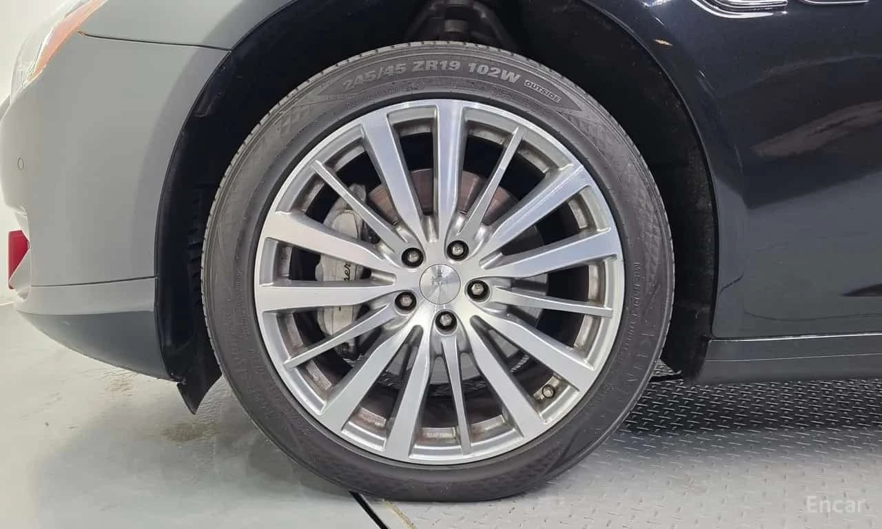 Maserati Quattroporte * 3.0 Diesel * Обдухване * Keyless * 90k km * , снимка 5 - Автомобили и джипове - 56232992
