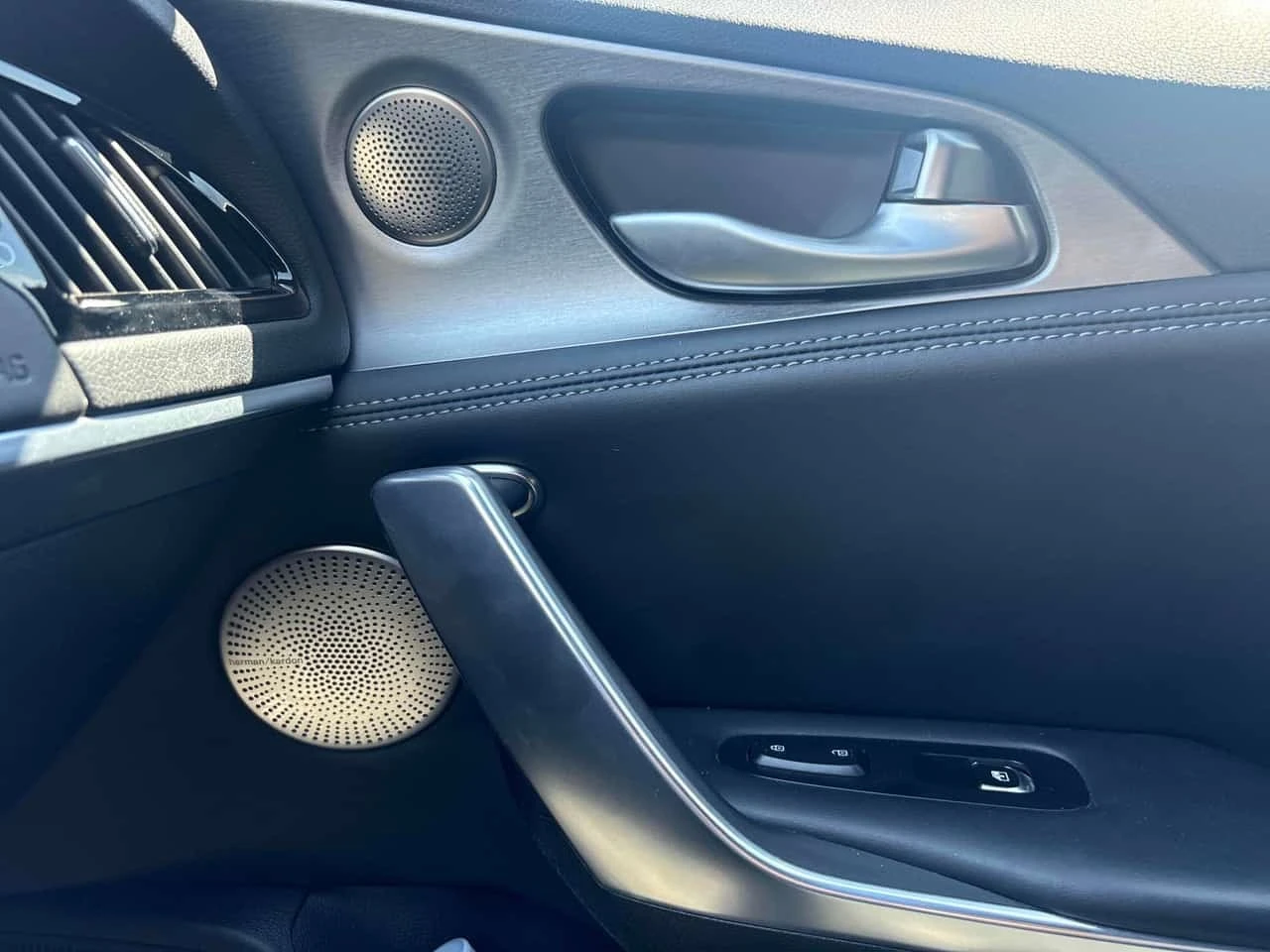 Kia Stinger * GT Limited * ���������� ��� ������������ ������* | Mobile.bg � ����������� 14