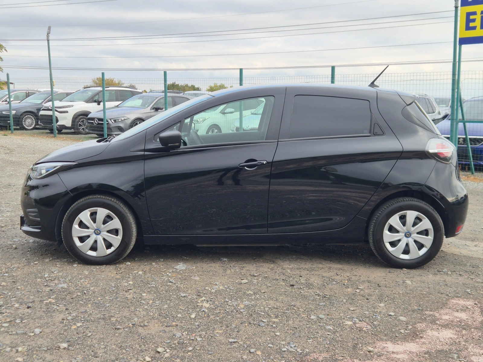 Renault Zoe 52kWh, снимка 2 - Автомобили и джипове - 56464015