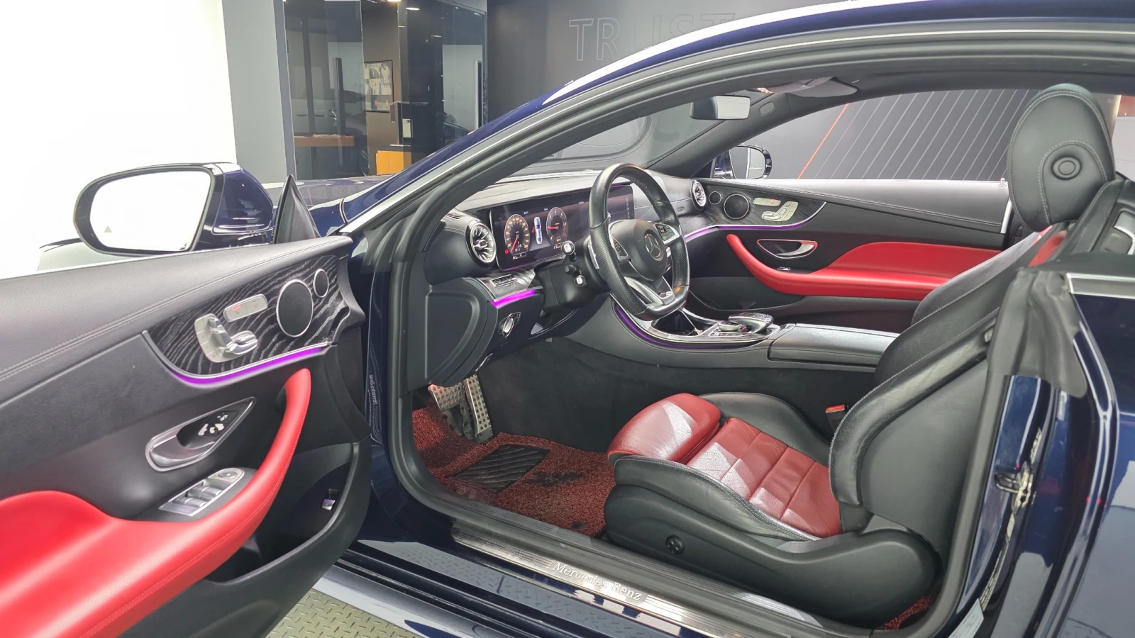 Mercedes-Benz E 220 2017 E220d Coupe* HUD* FULL DIGITAL | Mobile.bg � ����������� 7