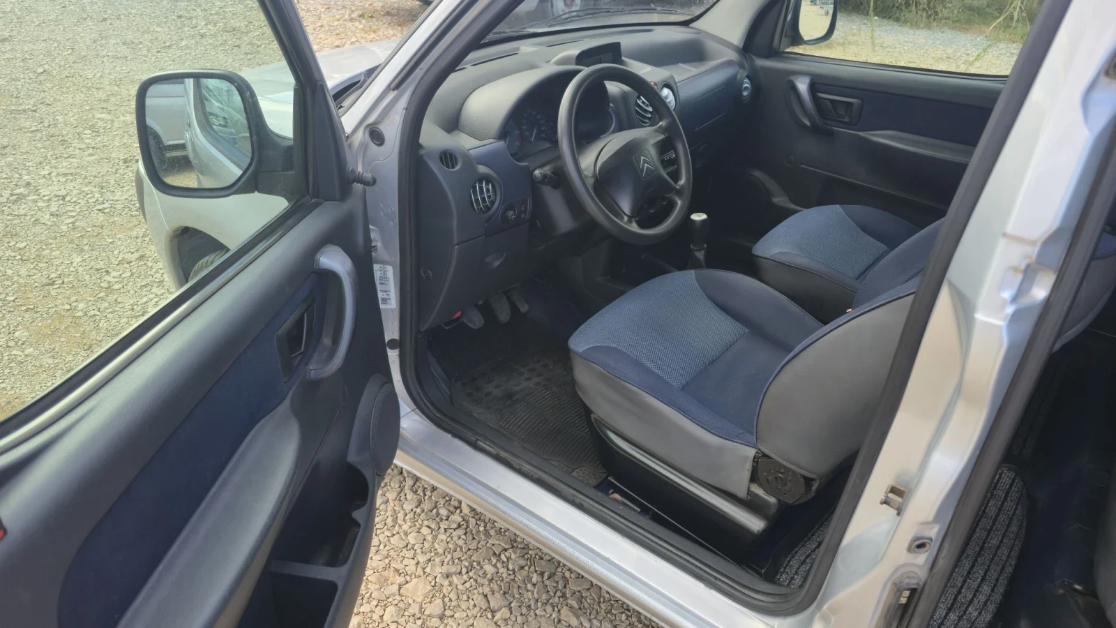 Citroen Berlingo 2.0 HDI, снимка 9 - Автомобили и джипове - 56598956