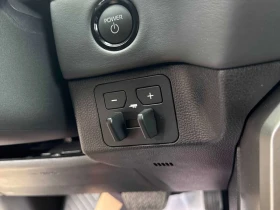 Toyota Sequoia 4WD  CARFAX, снимка 14
