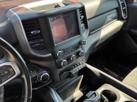 Dodge RAM 1500 * Big Horn * CARFAX * ОПЦИЯ ЗА ФИНАНСИРАНЕ , снимка 9
