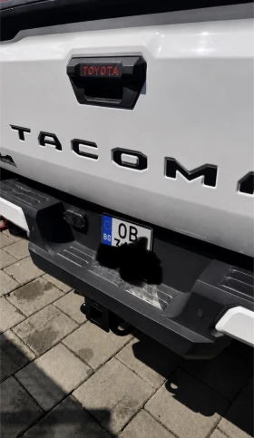 ����� �� �������� �� Toyota Tacoma TRD Hybrid 4x4 -330 k.c.