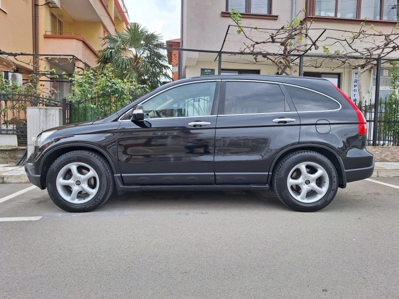 Honda Cr-v EXECUTIVE  - * DISTRONIK* NAVI* KOJA* , снимка 3 - Автомобили и джипове - 47290074