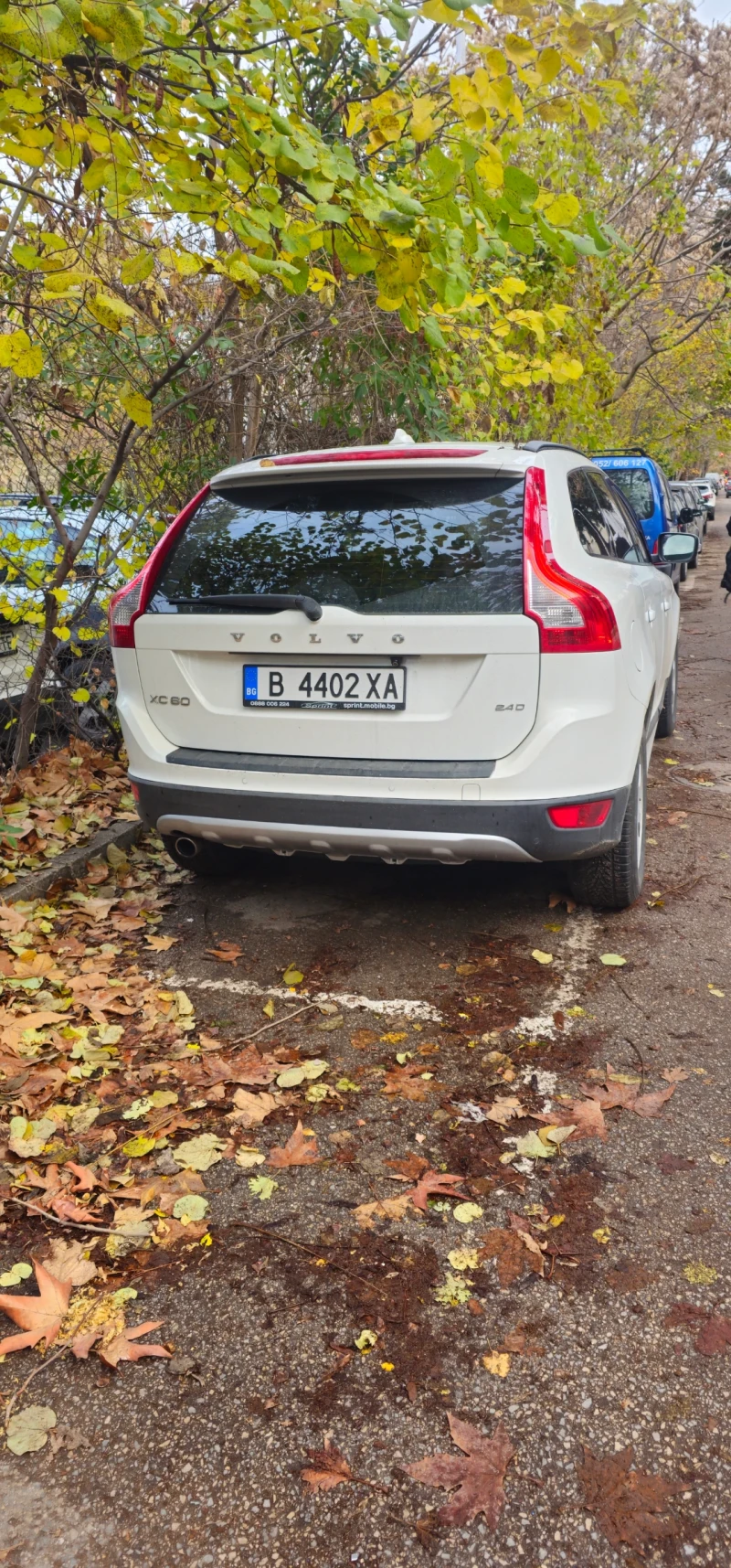 Volvo XC60, снимка 4 - Автомобили и джипове - 48205054